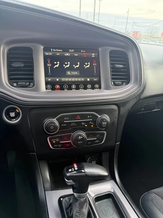 2023 Dodge Charger 8th Gen - Image 4 of 6