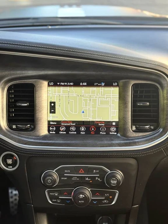 2023 Dodge Charger 7th Gen - Image 16 of 20