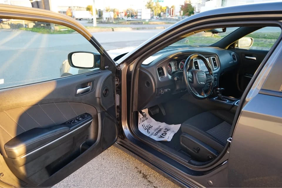 2023 Dodge Charger 7th Gen - Image 5 of 10