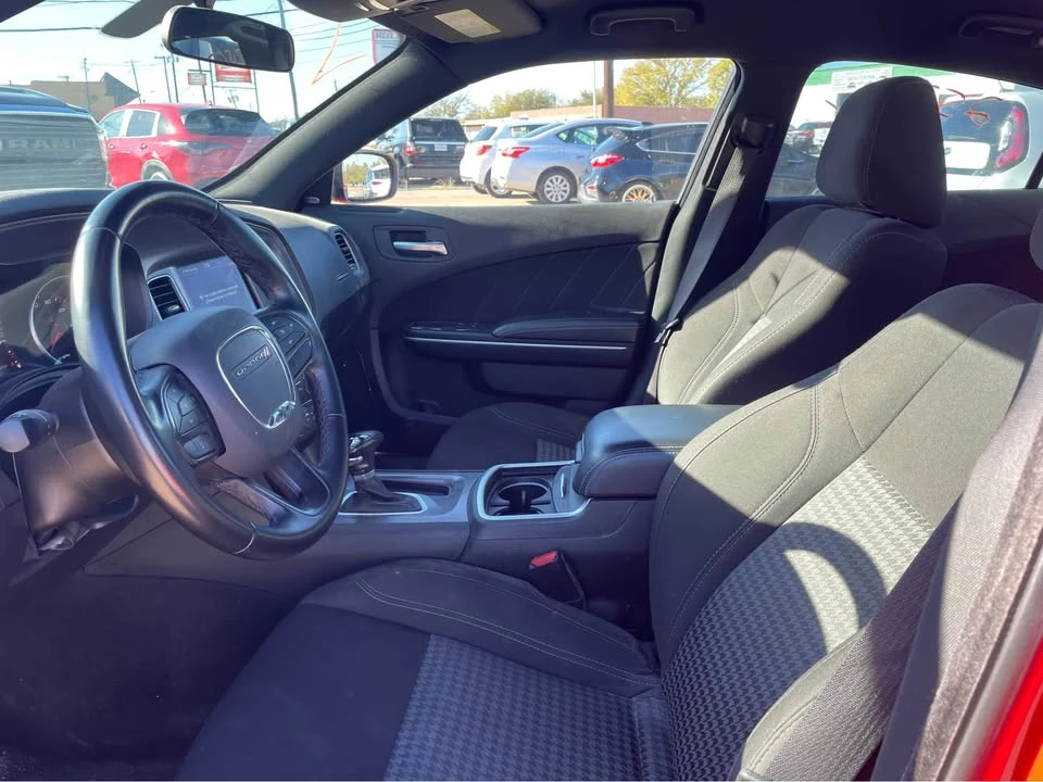 2023 Dodge Charger 8th Gen - Image 5 of 8