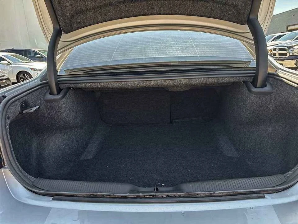 2023 Dodge Charger 7th Gen - Image 10 of 19