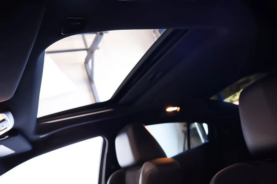 2023 Dodge Charger 8th Gen - Image 7 of 17