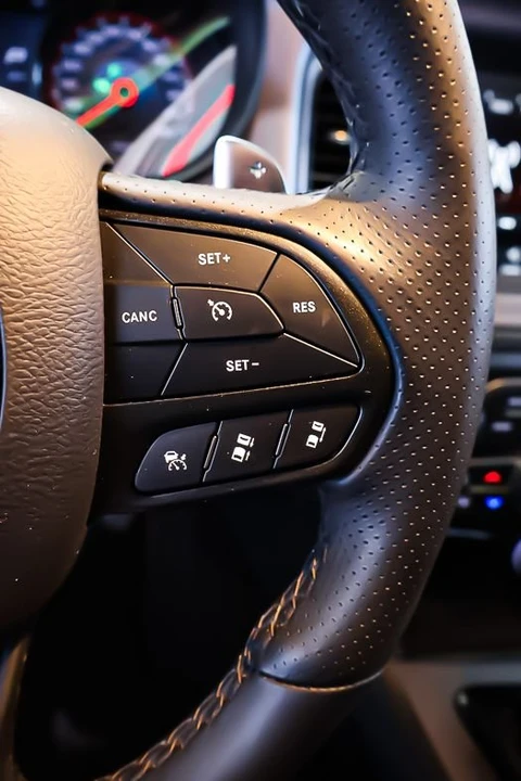 2023 Dodge Charger 8th Gen - Image 11 of 17