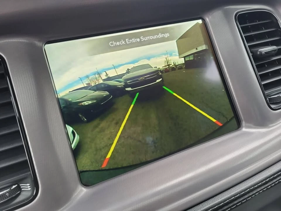 2023 Dodge Charger 8th Gen - Image 10 of 12