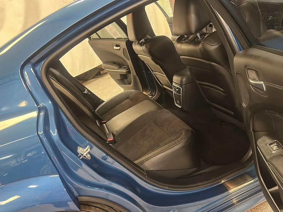 2023 Dodge Charger 8th Gen - Image 17 of 18