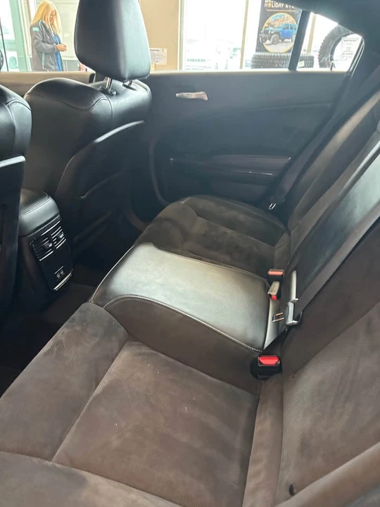 2023 Dodge Charger 7th Gen - Image 8 of 9