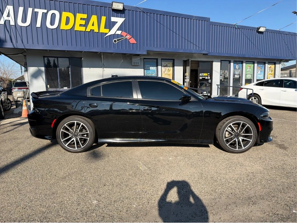 2023 Dodge Charger 8th Gen - Image 3 of 14