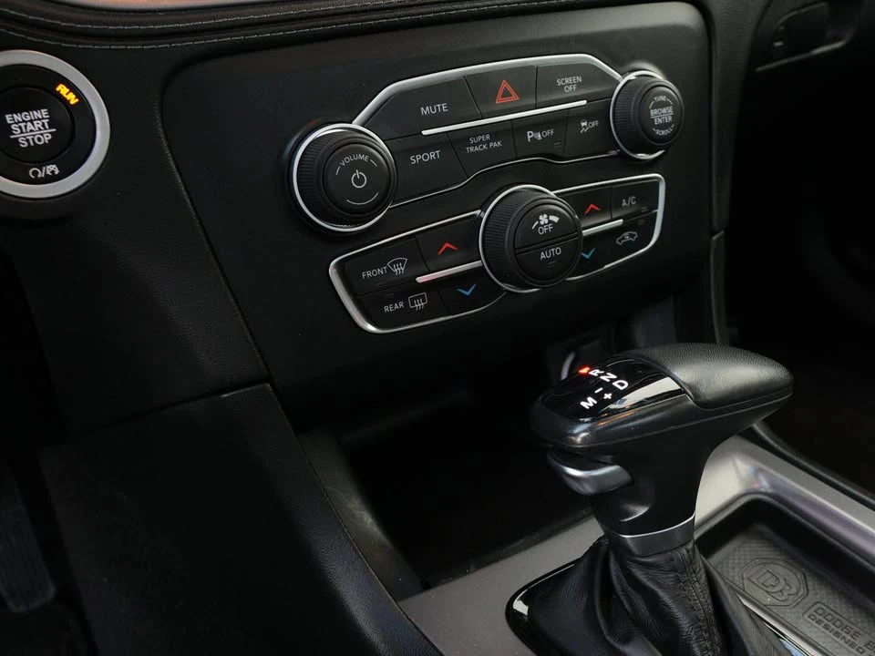 2023 Dodge Charger 8th Gen - Image 15 of 20