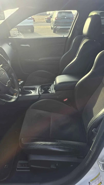 2023 Dodge Charger 7th Gen - Image 6 of 8