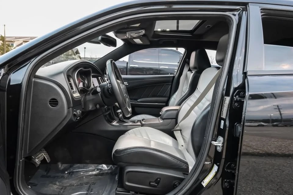 2023 Dodge Charger 7th Gen - Image 19 of 20