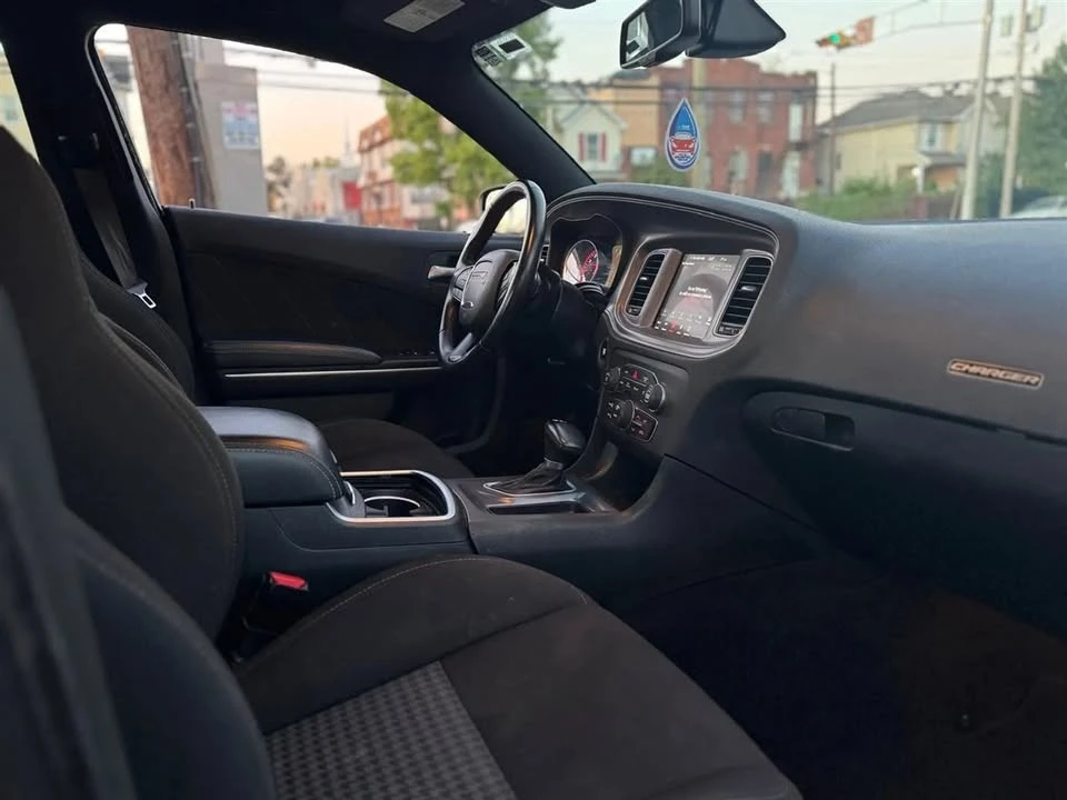 2023 Dodge Charger 7th Gen - Image 4 of 14