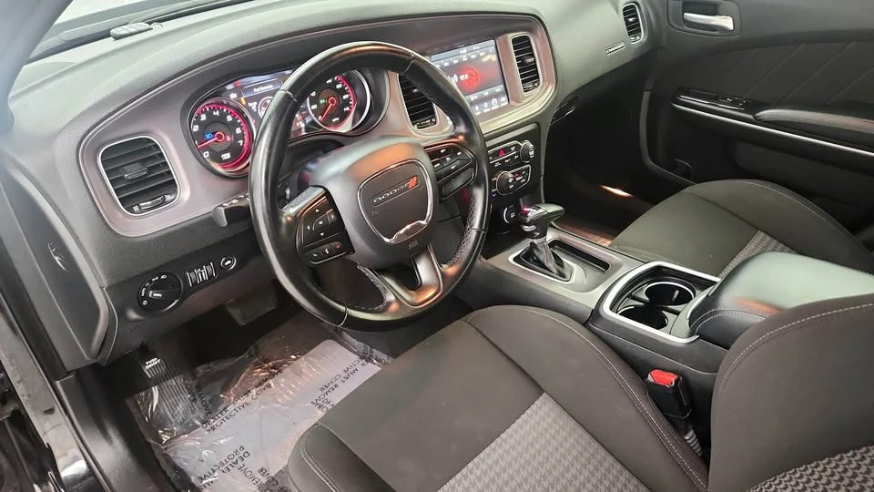 2023 Dodge Charger 7th Gen - Image 8 of 11