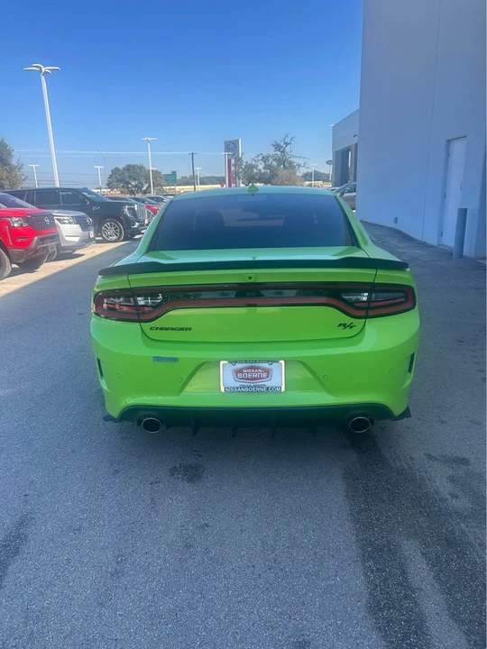 2023 Dodge Charger 8th Gen - Image 5 of 6