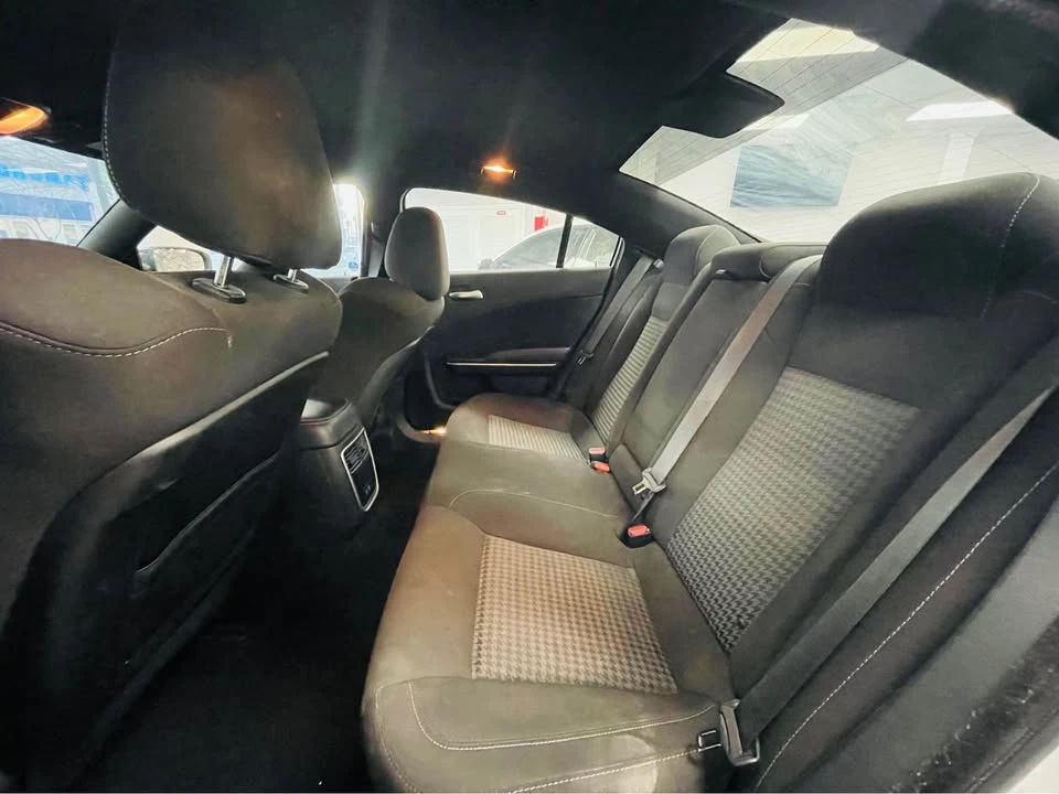 2023 Dodge Charger 7th Gen - Image 16 of 18