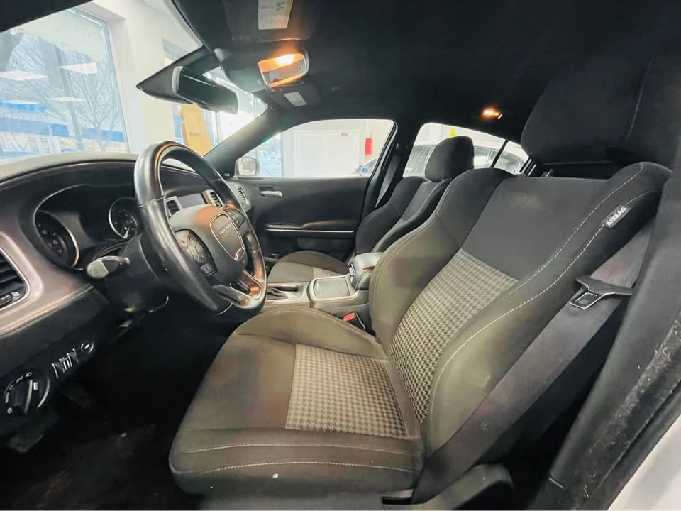 2023 Dodge Charger 7th Gen - Image 15 of 18