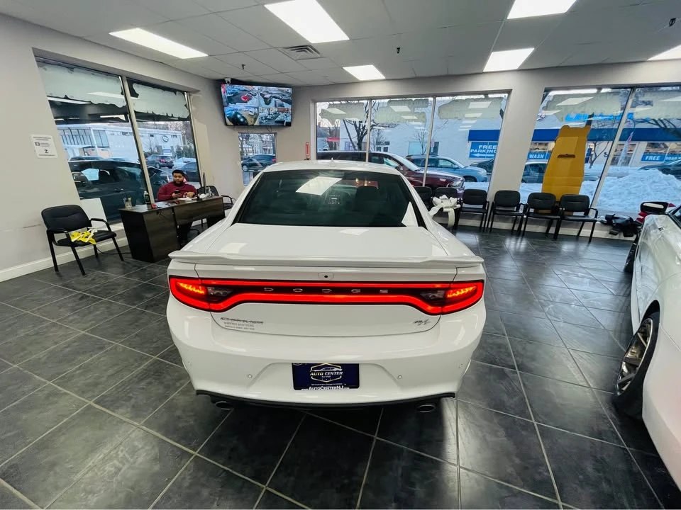 2023 Dodge Charger 7th Gen - Image 8 of 18