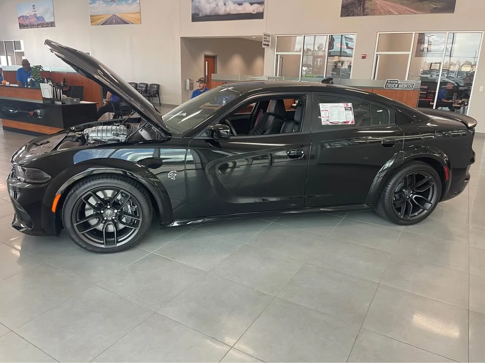 2023 Dodge Charger SRT Hellcat 7th Gen - Image 2 of 16