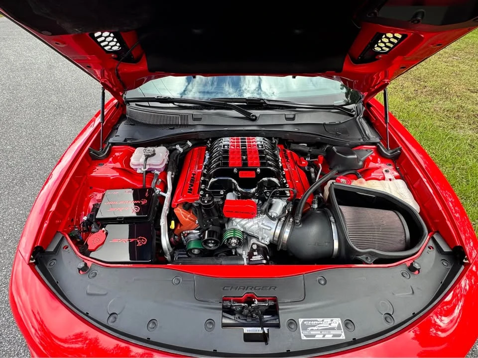 2023 Dodge Charger SRT Hellcat 7th Gen - Image 9 of 17