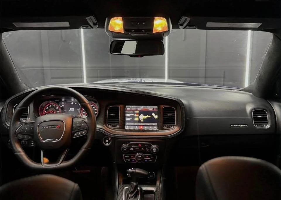 2023 Dodge Charger SRT Hellcat 7th Gen - Image 9 of 11