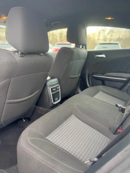 2023 Dodge Charger 7th Gen - Image 10 of 16