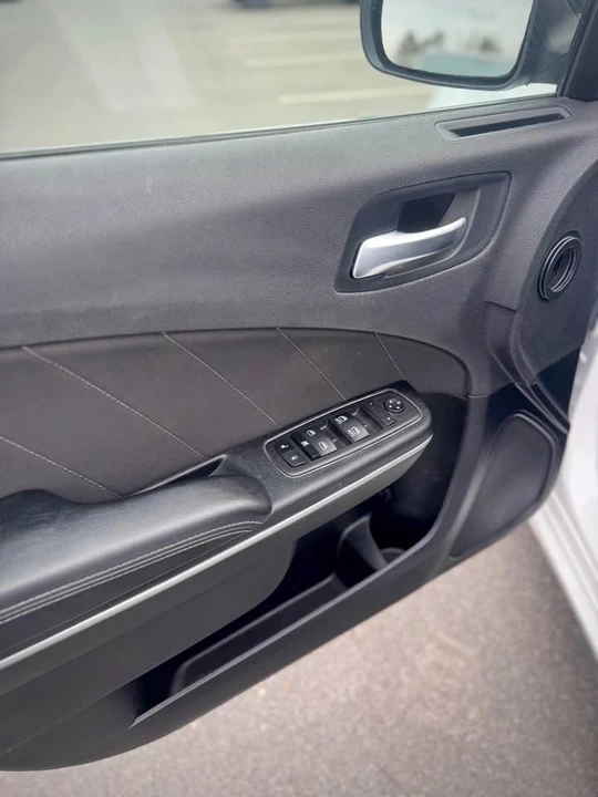 2023 Dodge Charger 7th Gen - Image 7 of 16
