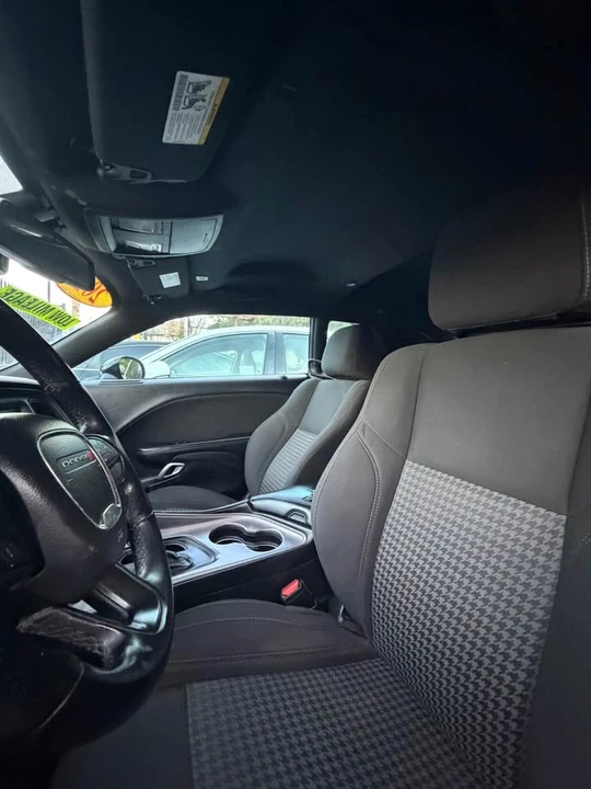 2023 Dodge Charger 7th Gen - Image 7 of 8