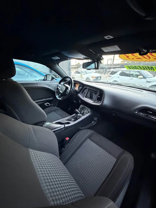2023 Dodge Charger 7th Gen - Image 8 of 8