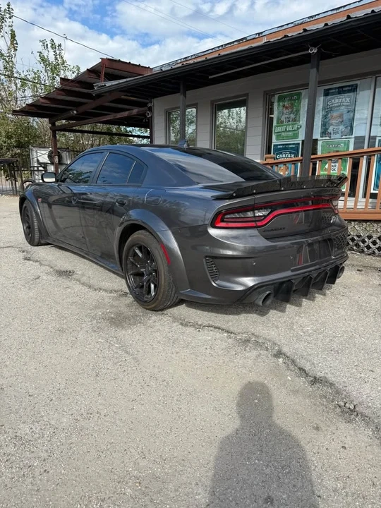 2023 Dodge Charger 8th Gen - Image 3 of 10