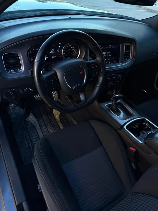 2023 Dodge Charger 8th Gen - Image 9 of 13