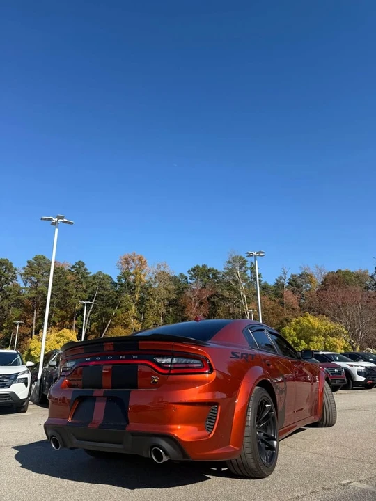 2023 Dodge Charger 8th Gen - Image 2 of 5