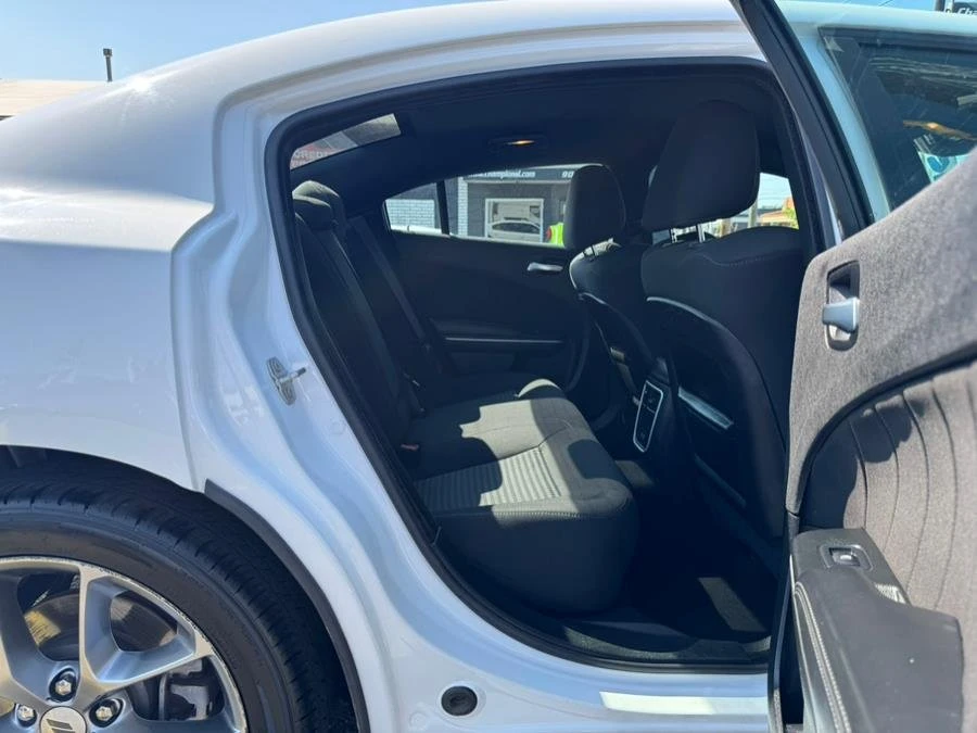 2023 Dodge Charger 7th Gen - Image 12 of 17