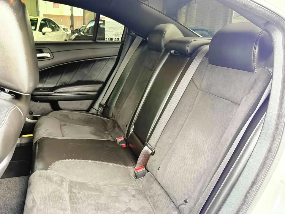 2023 Dodge Charger 7th Gen - Image 8 of 12
