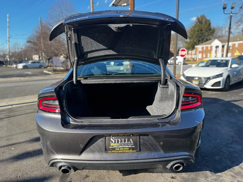 2023 Dodge Charger 7th Gen - Image 5 of 10