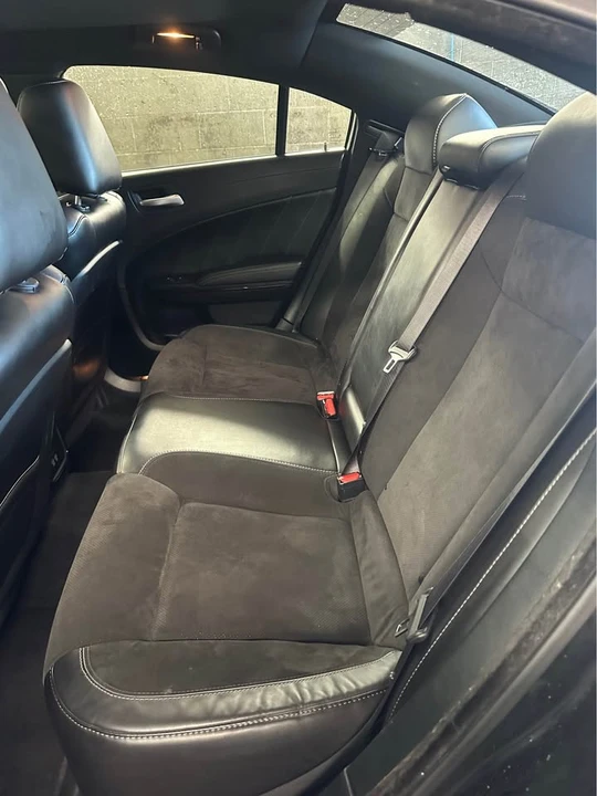 2023 Dodge Charger 8th Gen - Image 7 of 8