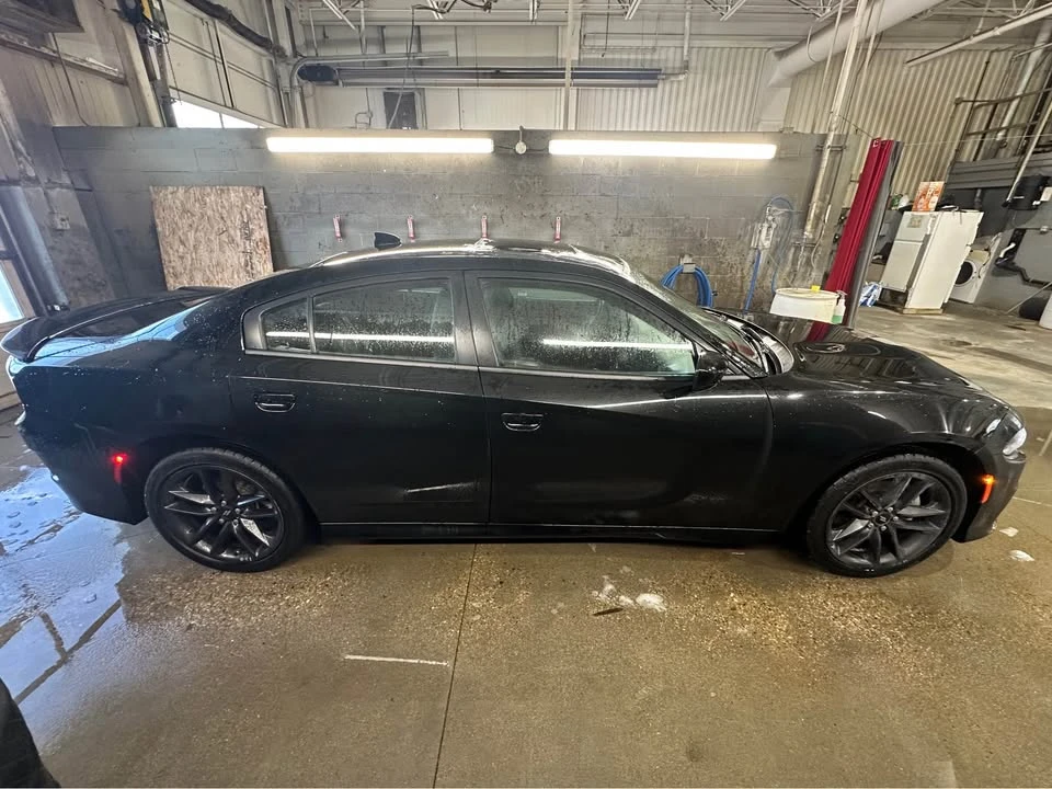 2023 Dodge Charger 8th Gen - Image 5 of 8