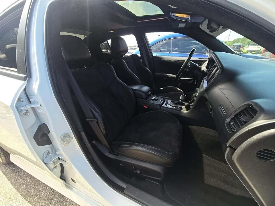 2023 Dodge Charger 7th Gen - Image 17 of 20