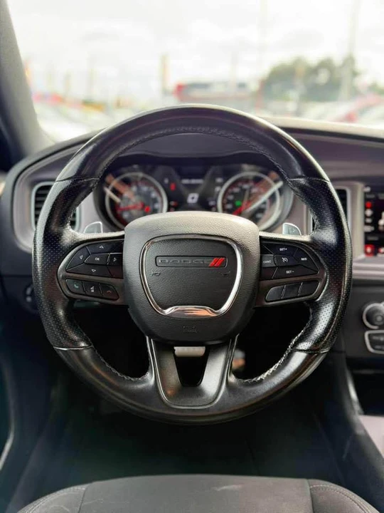 2023 Dodge Charger 8th Gen - Image 10 of 18