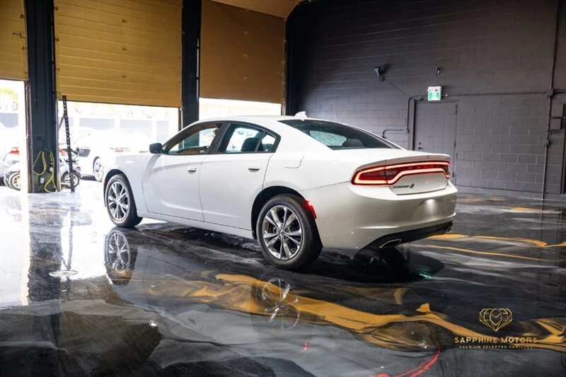 2023 Dodge Charger 8th Gen - Image 9 of 10