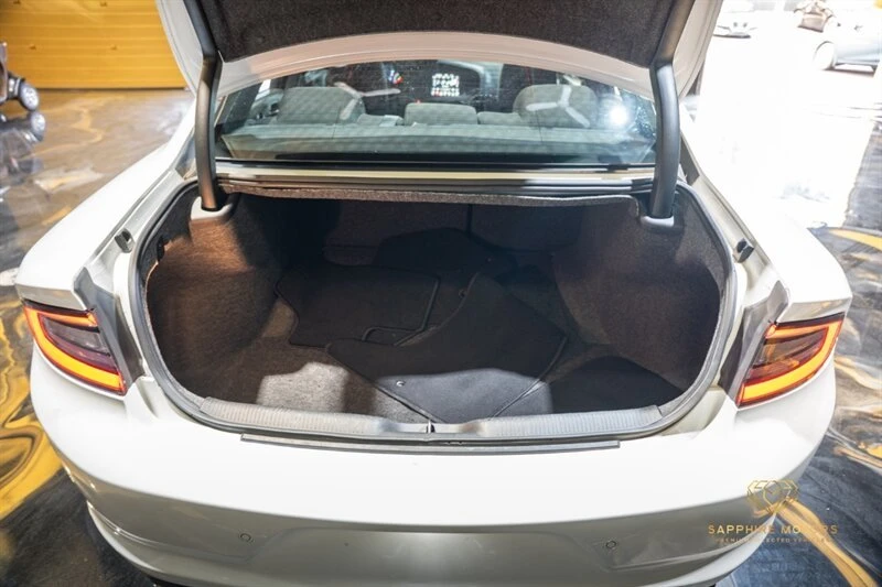 2023 Dodge Charger 8th Gen - Image 8 of 10