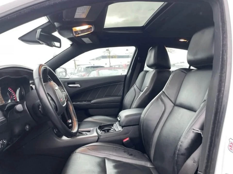 2023 Dodge Charger 8th Gen - Image 6 of 12