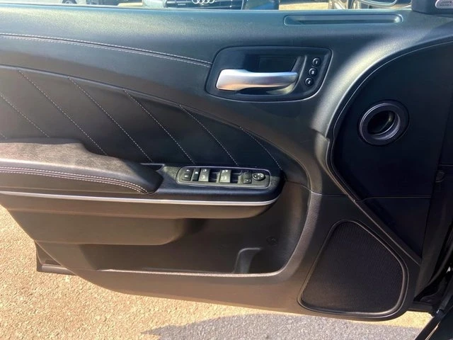 2023 Dodge Charger 7th Gen - Image 16 of 20