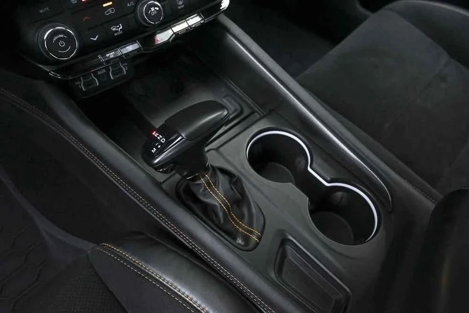 2023 Dodge Durango 3rd Gen - Image 15 of 18