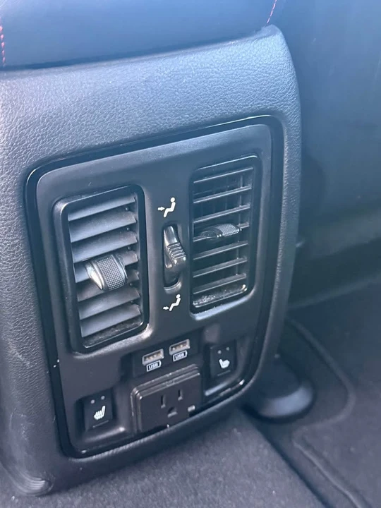 2023 Dodge Durango 3rd Gen - Image 9 of 15