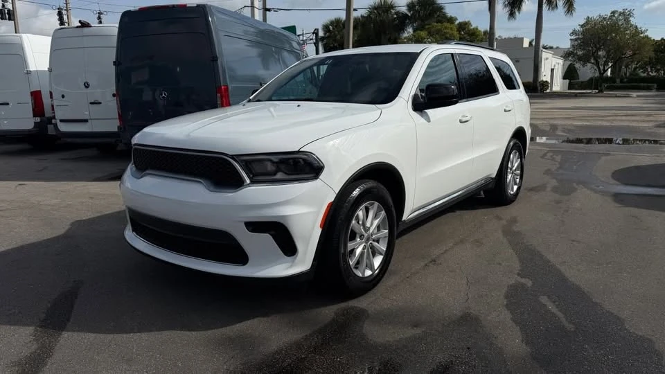 2023 Dodge Durango 3rd Gen - Image 2 of 20