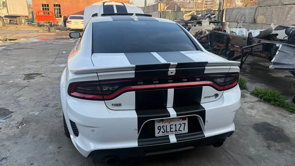 2023 Dodge Challenger SRT Hellcat 3rd Gen - Image 9 of 10