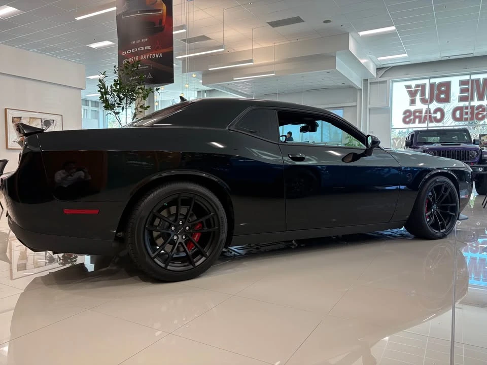 2023 Dodge Challenger SRT Hellcat 3rd Gen - Image 6 of 16