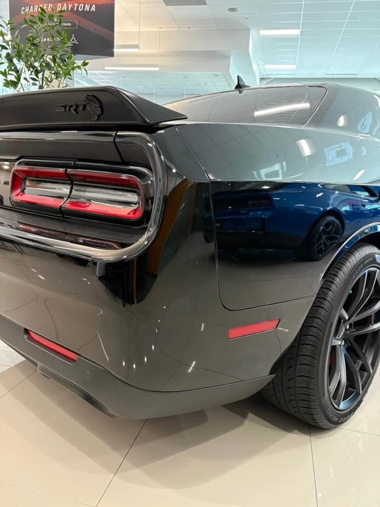 2023 Dodge Challenger SRT Hellcat 3rd Gen - Image 7 of 16