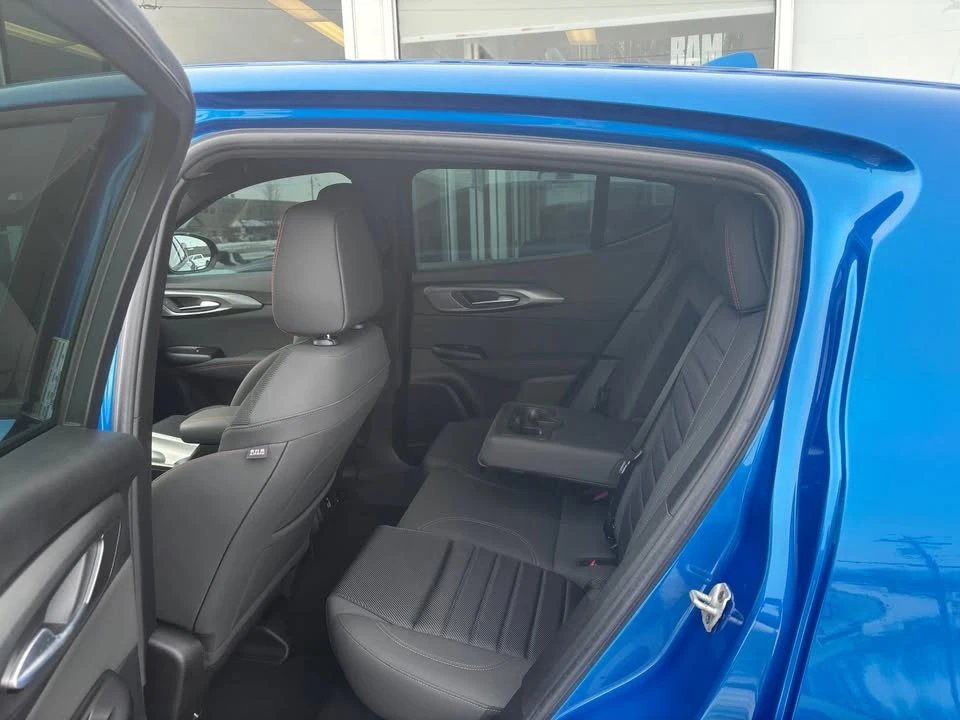 2023 Dodge Hornet - Image 9 of 10