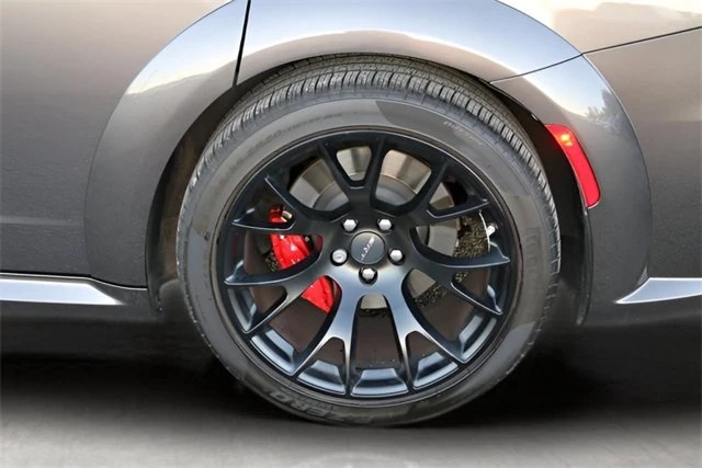 2023 Dodge Challenger SRT Hellcat 3rd Gen - Image 9 of 17