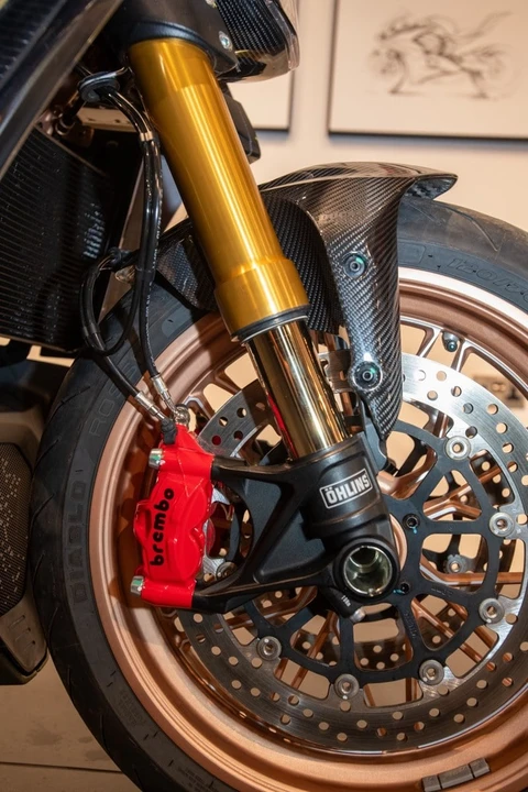 2023 Ducati Diavel - Image 9 of 30